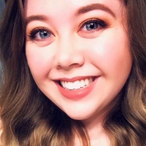 Meet your Posher, Erinn